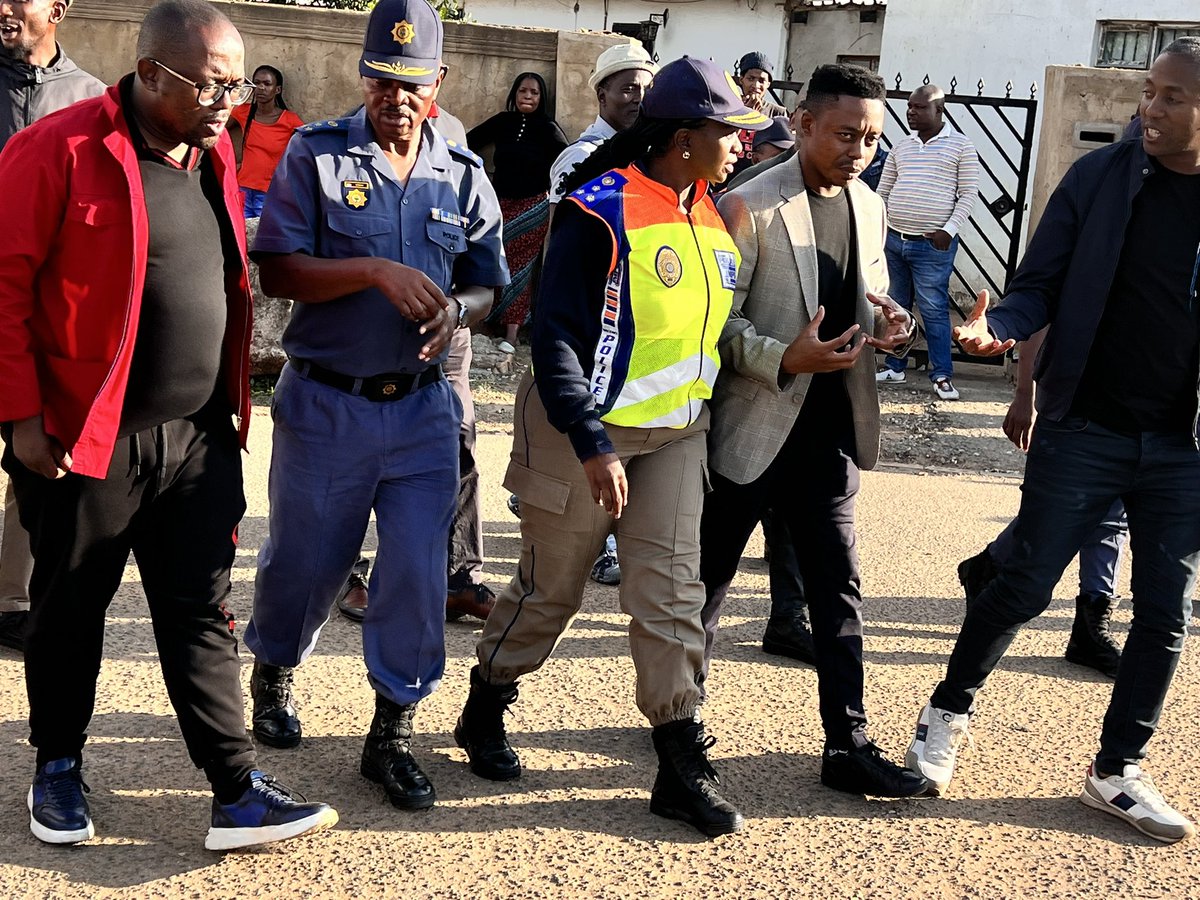 Cmsr Dr Mgcini Tshwaku, PhD (@mtshwaku) on Twitter photo The <a href="/CityofJoburgZA/">City of Joburg</a> EM <a href="/ThapeloAmad/">Thapelo Amad</a> with the MMC for Public Safety Dr Mgcini Tshwaku,visited the family of the two boys who were found mutilated.We assured the family that <a href="/JoburgMPD/">Jo'burg Metro Police Department - JMPD</a> will work <a href="/SAPoliceService/">SA Police Service 🇿🇦</a> to ensure that perpetrators are found.The docket will not disappear The <a href="/CityofJoburgZA/">City of Joburg</a> EM <a href="/ThapeloAmad/">Thapelo Amad</a> with the MMC for Public Safety Dr Mgcini Tshwaku,visited the family of the two boys who were found mutilated.We assured the family that <a href="/JoburgMPD/">Jo'burg Metro Police Department - JMPD</a> will work <a href="/SAPoliceService/">SA Police Service 🇿🇦</a> to ensure that perpetrators are found.The docket will not disappear