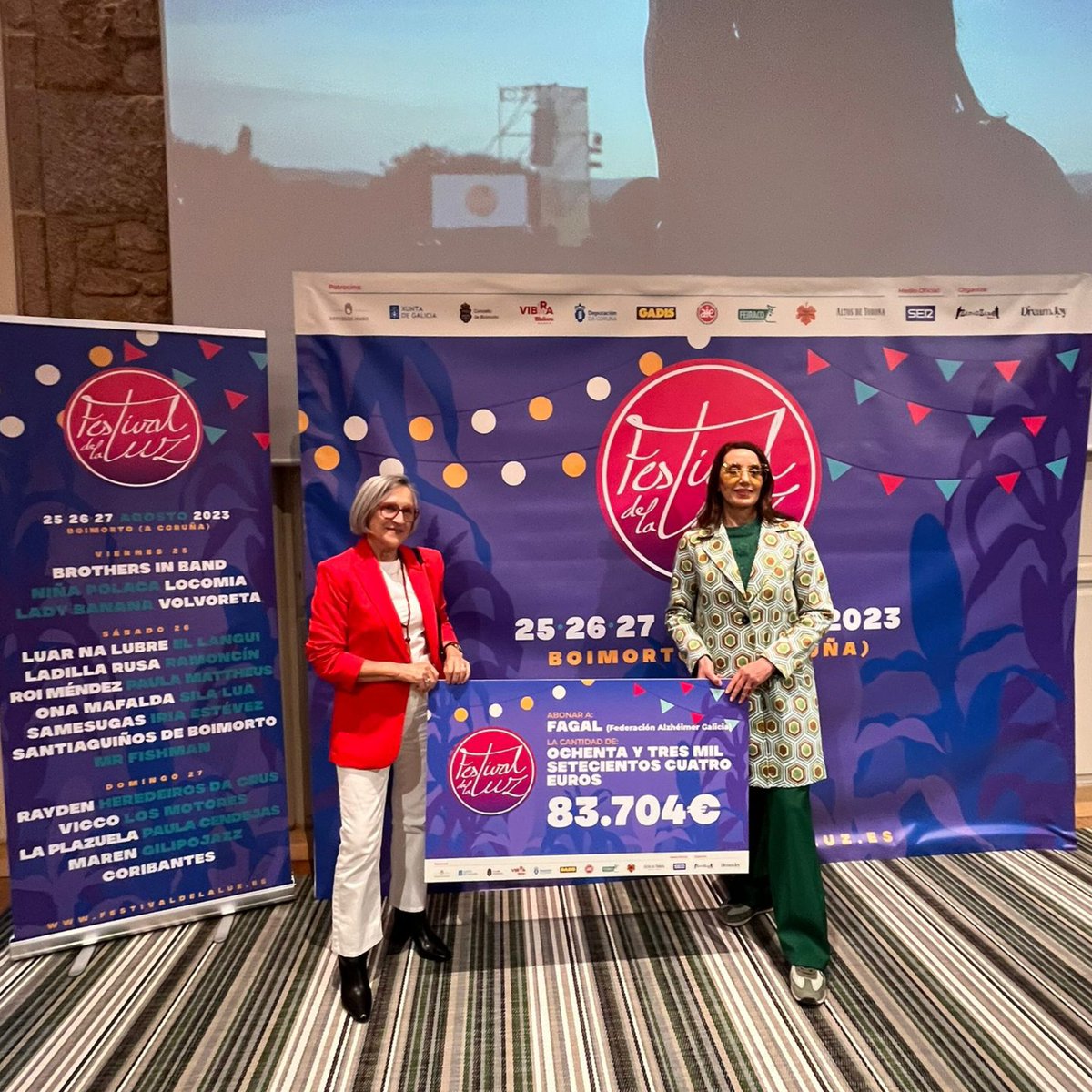 agadealzheimer's tweet photo. #IniciativaSolidaria 🎼 O noso aplauso e agradecemento ao Festival de la Luz e a artista galega @LuzCasalOficial por dar VISIBILIDADE ao #Alzheimer
#festivaldelaluz #boimorto #fagal #entradassolidarias #cruzroja #boimorto @FagalAlzheimer @festivaldelaluz https://t.co/hqti5c1GAr