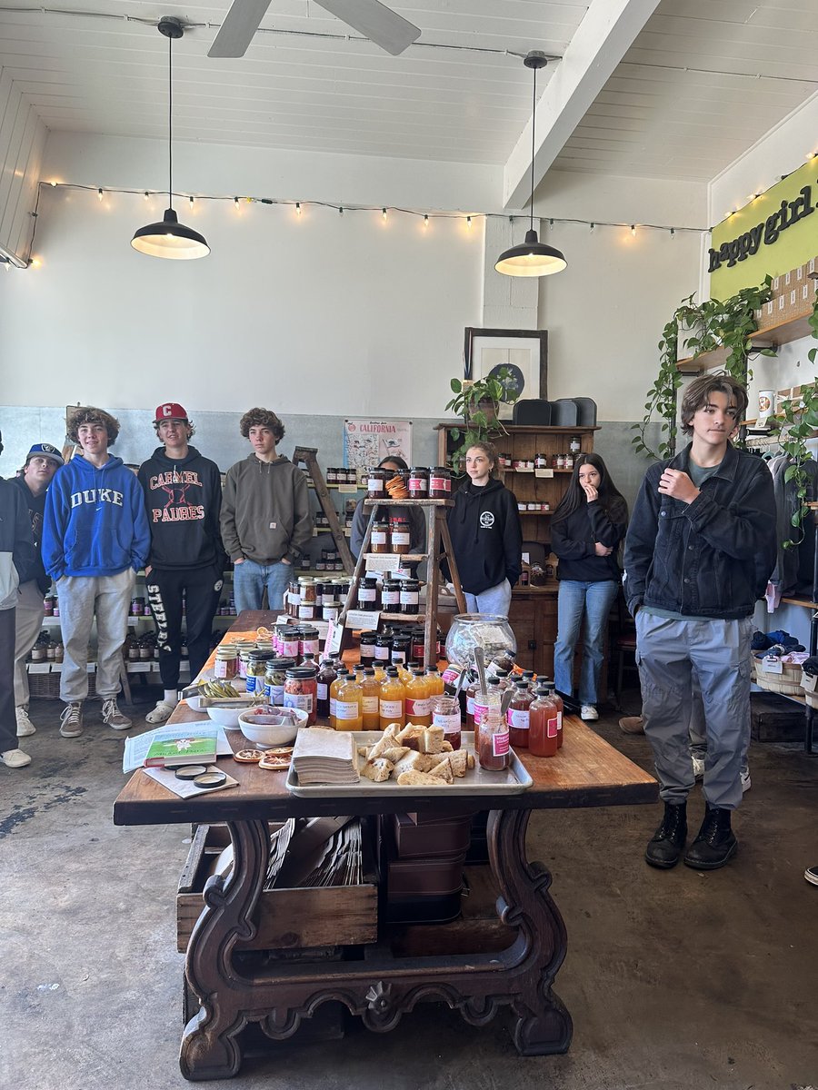 Happy Earth Day! CHS students spent the morning yesterday enjoying fruits (and veggies!) of the Earth from @HappyGirlKitch1 where they learned about local foods and how to preserve them. 🌎