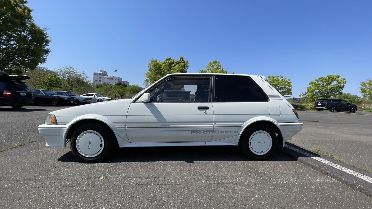 retcolle2022's tweet photo. 【トヨタ カローラ 1600 FX-GT リミテッド（1986年式）】前編 TOYOTA COROLLA 1600 FX-GT LIMITED

本編はこちら！

https://t.co/6mDnMbOk8y

#旧車
#トヨタ
#カローラ 
#FX
#クラシックカー
#ヴィンテージカー
#classiccars
#vintagecars
#oldcar
#愛車紹介 https://t.co/J3getPpRgT