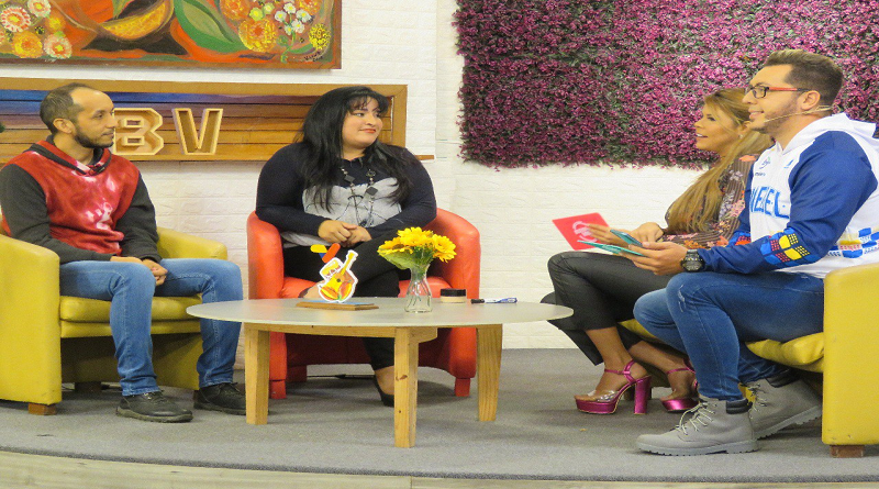 Presentan obra teatral "Menguada la hora" en Caracas

#JuegosDeportivosALBA

vtv.gob.ve/presentan-obra…