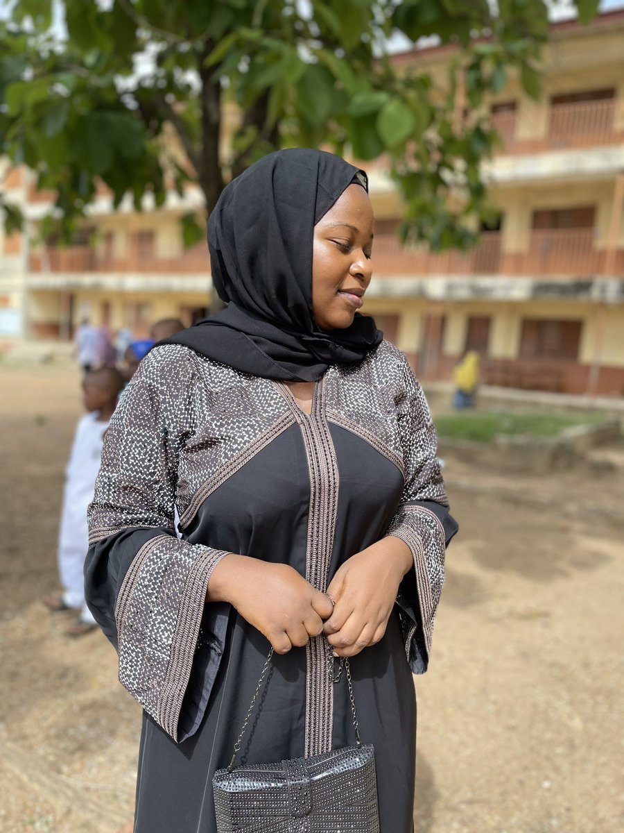 Aeesha_O's tweet photo. Eid Mubarak.
Taqaballahu minna waa minkum.

#EidAlFitr2023 #EidMubarak #Eid2023 https://t.co/Jro7Kj4dpq