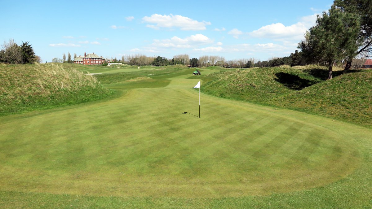 Final day of <a href="/GolfMonthly/">Golf Monthly</a> trip and a wonderful morning with <a href="/MartinEdgePGA/">ᴍᴀʀᴛɪɴ ᴇᴅɢᴇ</a> playing  <a href="/HeskethGolfClub/">𝐇𝐞𝐬𝐤𝐞𝐭𝐡 𝐆𝐨𝐥𝐟 𝐂𝐥𝐮𝐛</a> for the first time - an engaging and very interesting course, beautifully presented - a really friendly club with much to admire !