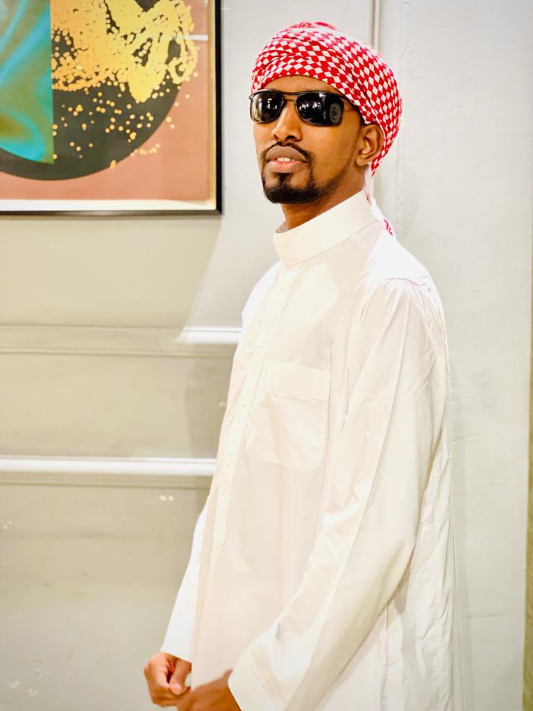 CabdiweliD's tweet photo. تقبل الله منا ومنكم صالح الأعمال وكل عام وانتم بخير وصحه وسلامه.

عيد مبارك وكل عام وانتم بخير بمناسبة عيد الفطر 🎉.#EidMubarak #somalia https://t.co/uP61ePk4Fz