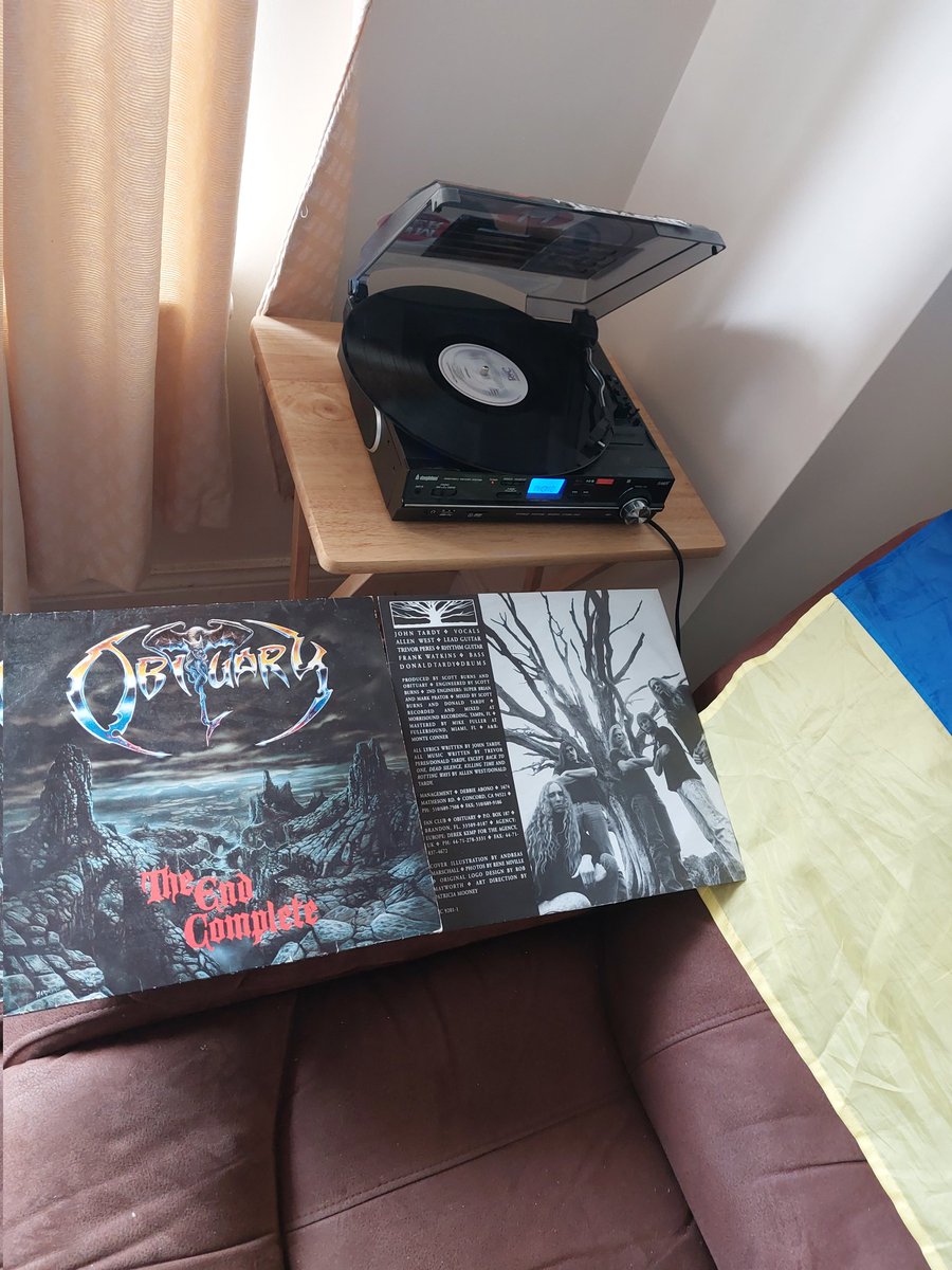 aodanoneachtain's tweet photo. Obituary - The End Complete. Released on this day back in '92. A very good album! I bought it at the time in Golden Discs, Galway.
#Obituary #TheEndComplete https://t.co/KWnuZ1ypOm