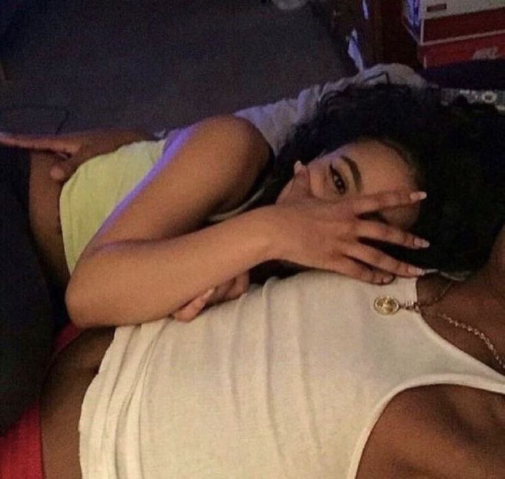 PrincessMadeee's tweet photo. me going back to my fav situationship for the 100th time: https://t.co/gFUcxxyl7S