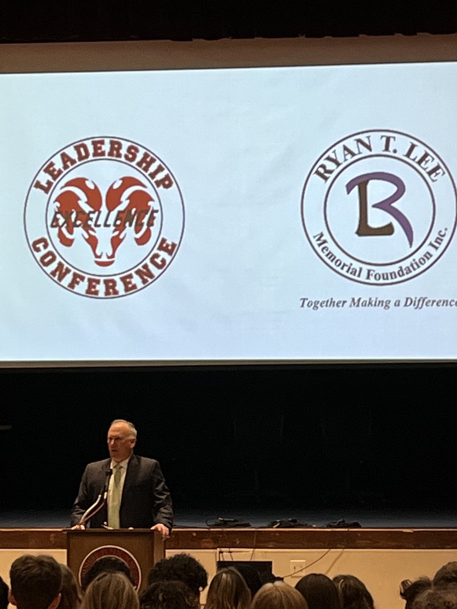 MaloneySpartans's tweet photo. Thank you to Dan Lee and all of his students at Cheshire HS for hosting us today at your Excellence in Leadership Conference ⁦@CHSRamPride⁩ ⁦⁦@sportsRJ⁩ ⁦@ciacsports⁩ https://t.co/E07or5TAnP