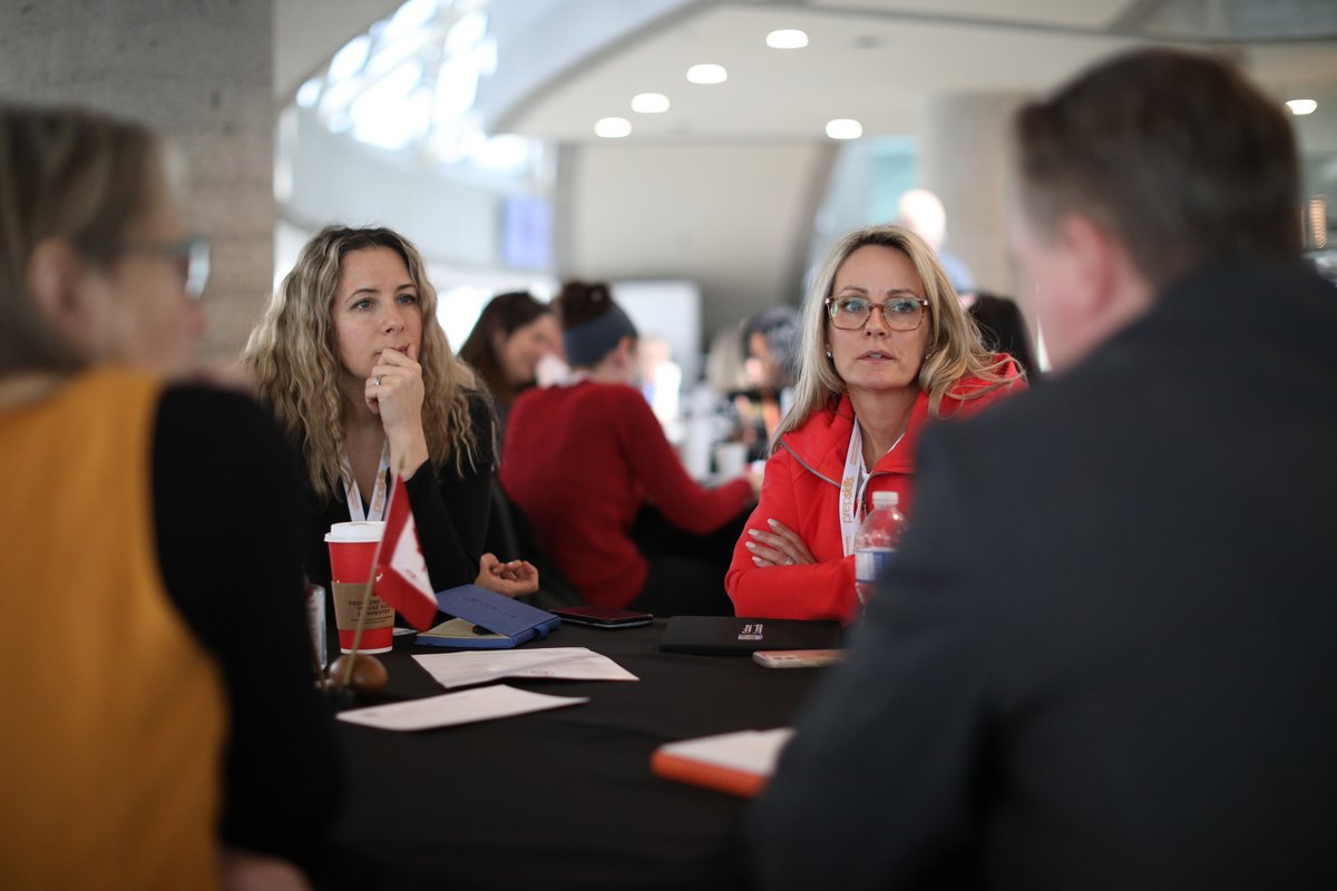 USCollegeExpo's tweet photo. Thanks to all high school counselors who attended the US College Expo Counsellor Day! Join us tomorrow at 9:45am in Toronto for the public event and learn more about US Colleges. Connect with leading institutions and succeed in higher education! 

https://t.co/9JAQFNDLwD https://t.co/BxJB3axefl