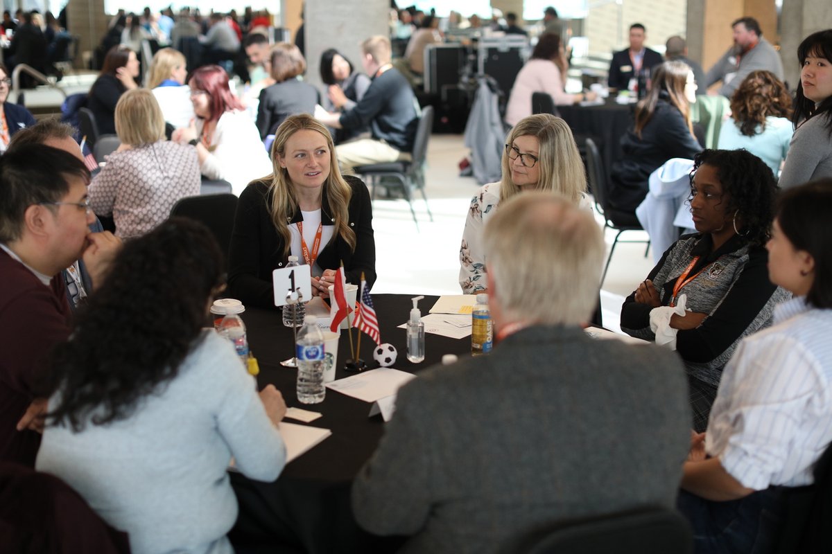 USCollegeExpo's tweet photo. Thanks to all high school counselors who attended the US College Expo Counsellor Day! Join us tomorrow at 9:45am in Toronto for the public event and learn more about US Colleges. Connect with leading institutions and succeed in higher education! 

https://t.co/9JAQFNDLwD https://t.co/BxJB3axefl