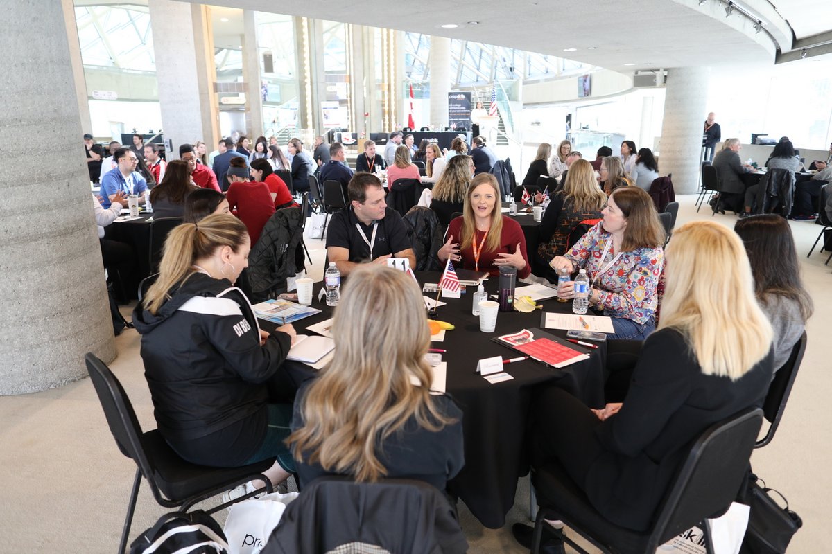 USCollegeExpo's tweet photo. Thanks to all high school counselors who attended the US College Expo Counsellor Day! Join us tomorrow at 9:45am in Toronto for the public event and learn more about US Colleges. Connect with leading institutions and succeed in higher education! 

https://t.co/9JAQFNDLwD https://t.co/BxJB3axefl
