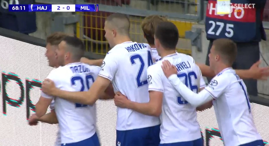 foet247europa's tweet photo. Hajduk Split 2 Milan 0. Pukštas #HAJMIL #UYL https://t.co/8DKUvcAXWl