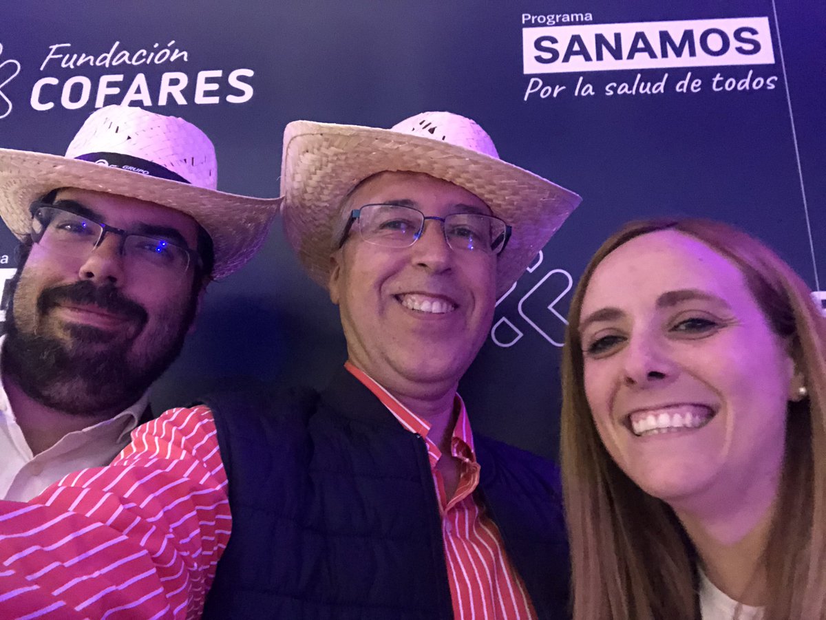 Van llegando amigos a la #FundaciónCofares para celebrar la Feria de Abril a la vez que colaboramos con el Programa Sanamos, que facilita a las personas con pocos recursos el acceso a productos farmacéuticos. <a href="/SofiaAzcona/">Sofia Azcona Sanz</a> <a href="/Cofares/">Cofares</a>
