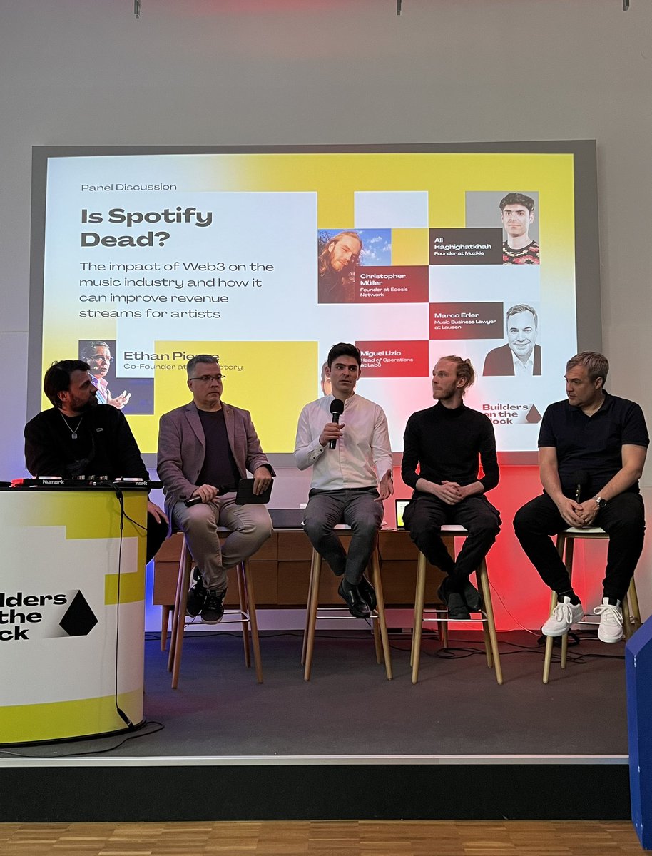 The music industry's business model is not only outdated but also questionable. Streaming sites didn't keep the promise of disruption.

Now blockchain is entering the scene. 

Let's talk about it today 🔥🔥

This is the 🧵 for the Sounds of #Web3 event. #liskevents