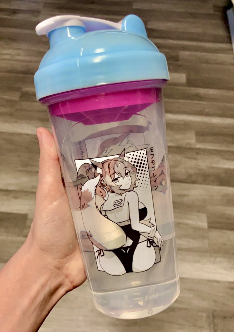 ffang411's tweet image. After 2 months my @FoxyReine Waifu Cup finally came in and I’m in love, I needed this pick me up! Yet again another flavor from @gamersupps that is chefs kiss 💋 now just to decide if I like the front or the back of my shaker more 😏 #ggarmy #gamersupps