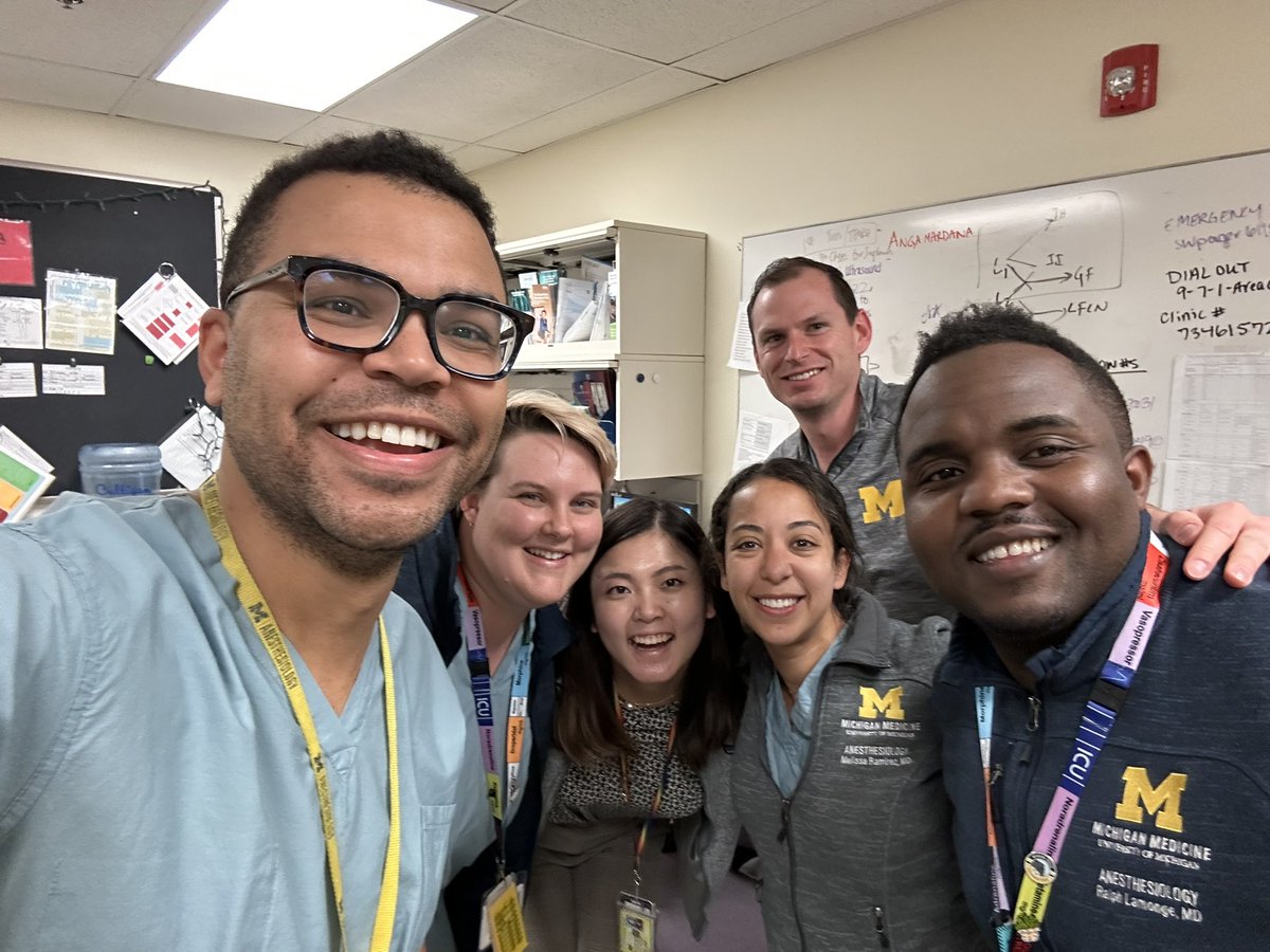 Best crew in pain clinic today! #goblue @UMichAnesthesia