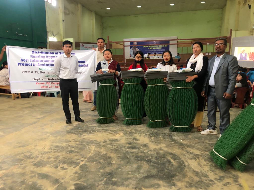 ManipurPlanning's tweet photo. Chandel District #HillLeadersDay &amp; #MeeyamgiNumit heard peoples' grievances, better the health of children through #NationalDewormingDay 2023, distribution of welfare scheme benefits at Multi-purpose Hall, Mini Secretariat, Chandel https://t.co/NunZBCrKWF