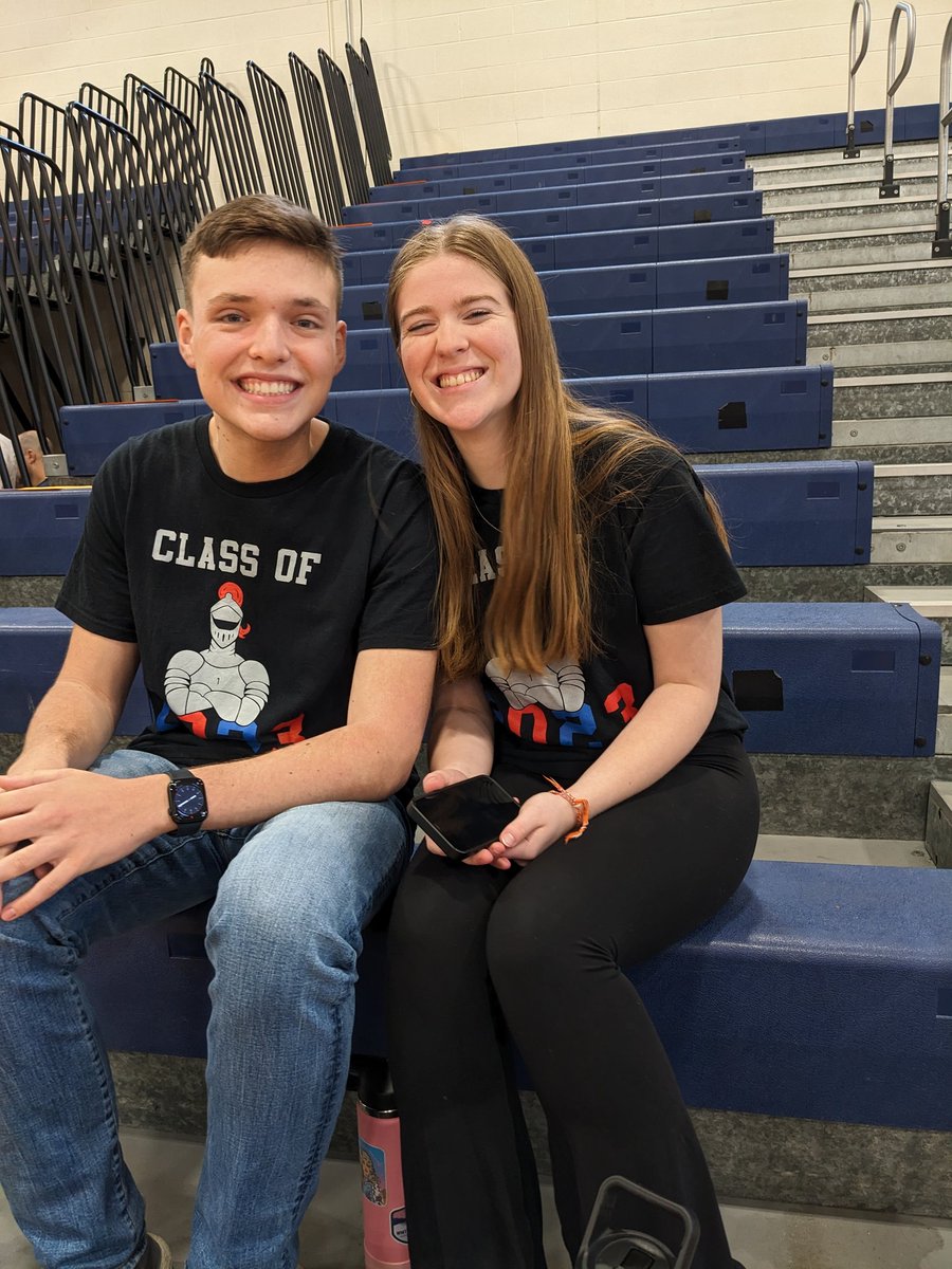 StevenJuster's tweet photo. Londonderry High School spring pep rally fun (more to follow) https://t.co/tCOqfqeYBx