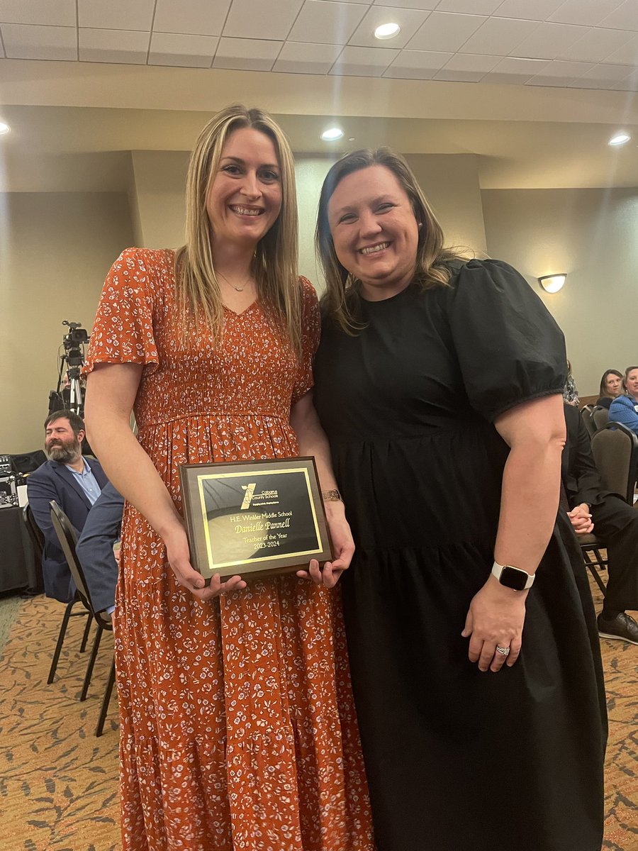 DPannell_7's tweet photo. Honored to represent @haroldwinklerms last night at @CabCoSchools celebration of excellence! 🐺✨ https://t.co/rlGrkPFjlj