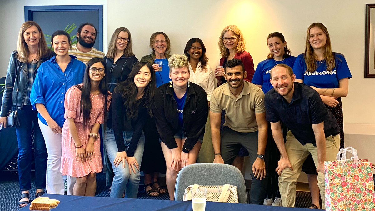 GU_Linguistics's tweet photo. Big congratulations to Dr. Helen Dominic (PhD, Sociolinguistics) who just successfully defended her dissertation entitled: "Brokering Relationships and Language: The Emotional Labor of Immigrant Family Interpreters." https://t.co/k9iJeaKlZi