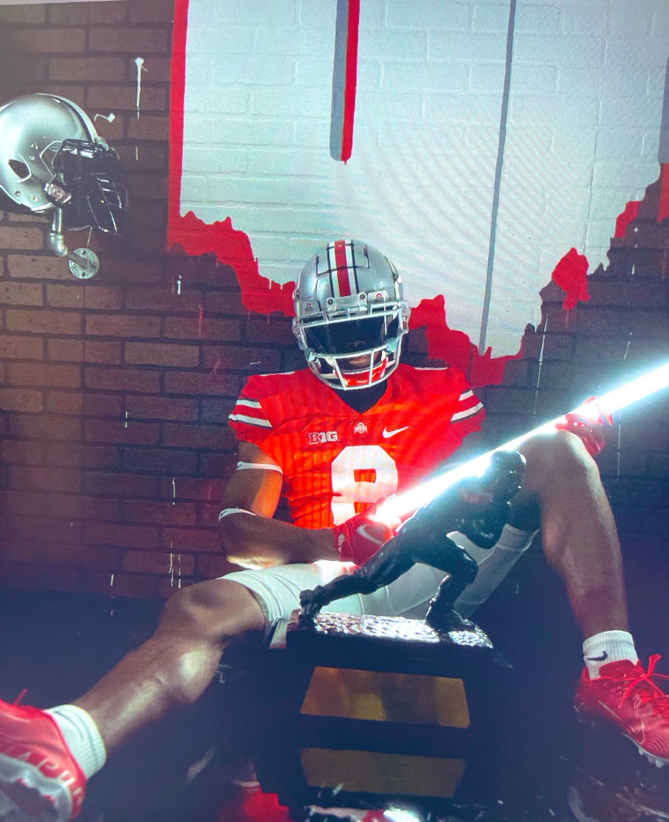 After an amazing conversation with @CoachJimKnowles, Truly a blessing to say I received a scholarship ⭕️ffer from @OhioStateFB‼️🌰#GoBucks @JLaurinaitis55 @SOCGoldenBearFB @coach_traylor @domenic_spencer @TrueBuzzFB @MikeRoach247 @GHamilton_On3 @SportsDayHS @Perroni247…