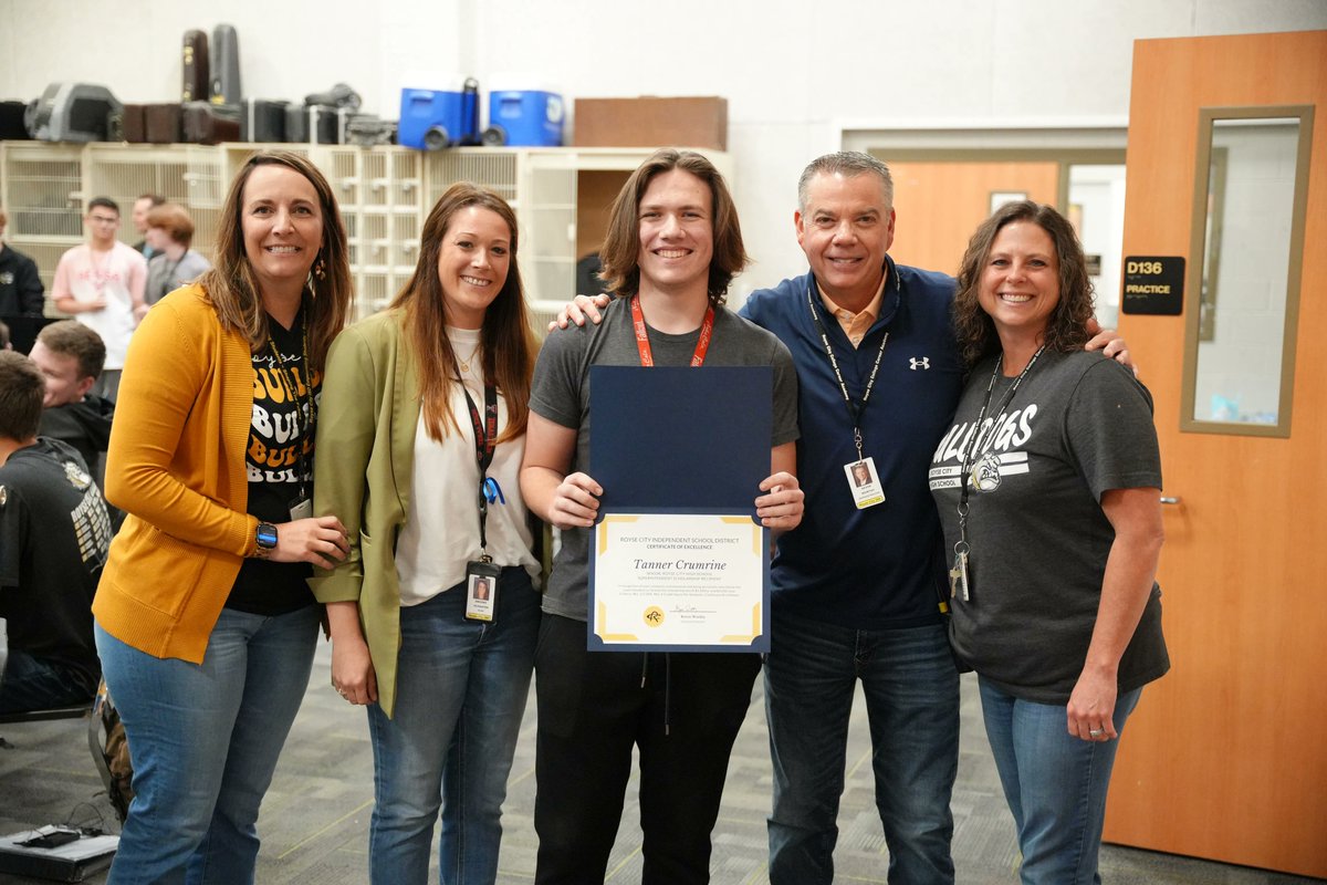 RCHS Senior Tanner Crumrine was surprised today with the Superintendent Scholar Award and a $1,500 scholarship for the 2023-24 school year! Tanner plans to attend Collin College in the Fall to pursue a degree in automotive technology. #RCISDJoy #LetsGrowTogether