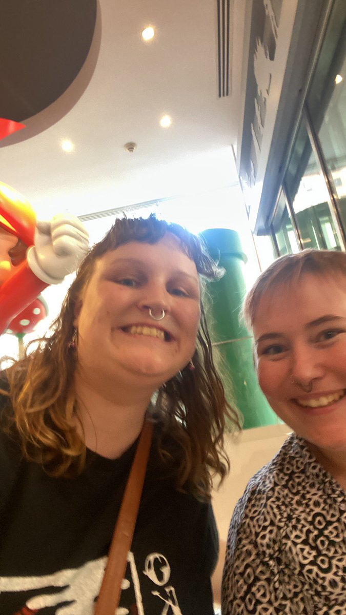 knuckle_fuck's tweet photo. fun @ @NintendoStoreNY with @mcfuck_ https://t.co/FG5vDlFPw5