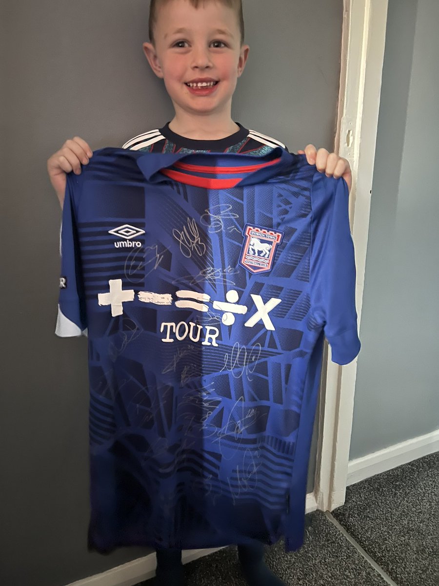 MichaelPoole4's tweet photo. A massive thank you to @KaydenJackson14 for giving my boy the best birthday present. Also a huge thank you to the rest of the @IpswichTown team for signing the shirt as well. One happy boy ⚽️ #itfc https://t.co/0swzW1K6tA