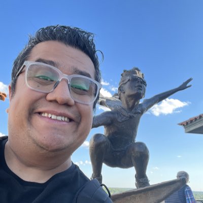 wicholopez's tweet photo. #ViernesSeCambiaAvatar
En #WizardAcademy https://t.co/kVjuDdRCtV
