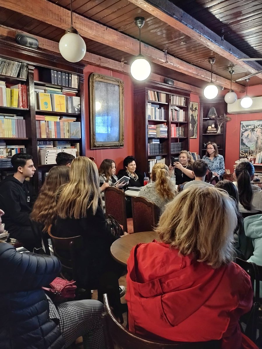 CorfuArts's tweet photo. In between cricket attended great event @plousbibliocafe with author #DanaiDragonea - fact loaded YA fiction with so much heart.  To see kids competitively jumping up to read from the book was thrilling and inspiring 

@anthony_mcgowan https://t.co/d66lS7TKxc