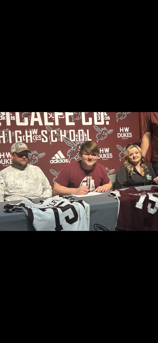 Congrats to <a href="/lukemeadows75/">Luke Meadows</a> for signing today with <a href="/CvilleTigersFB/">Campbellsville Football</a>. Much deserved. They’re getting a great football player.