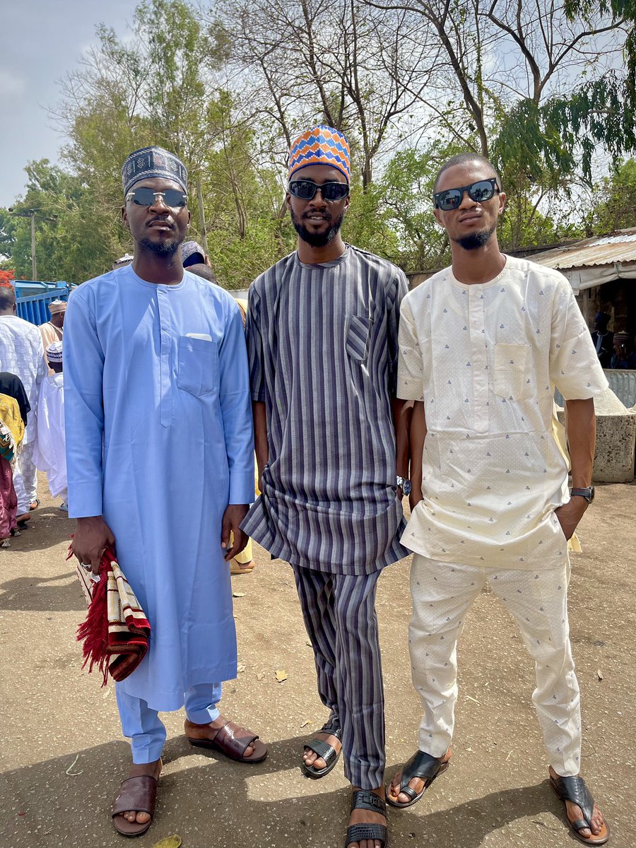 Frnds are gift 💝 
Eid El Mubarak