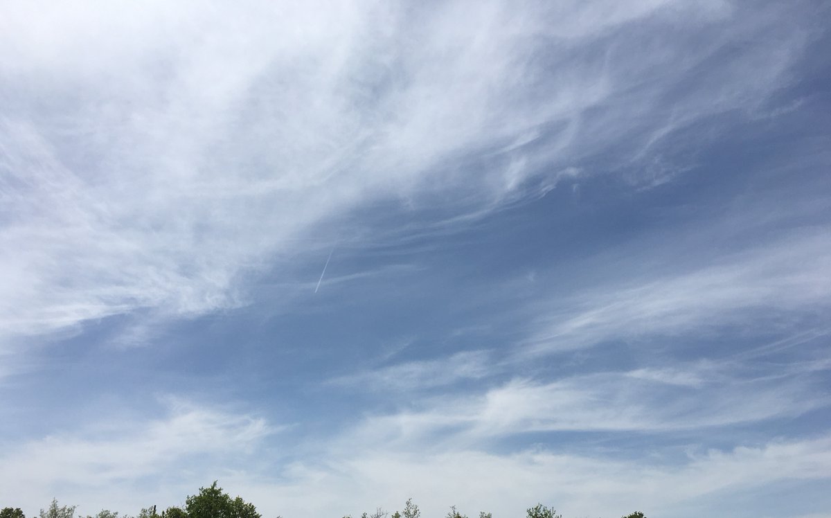 StratoGalleon's tweet photo. When the Oklahoma weather app forecast says sunny cloudy skies, it really means #GeoEngineering milky-murky, filthy toxic skies.
 #DimmingTheSun with #Chemtrails #EMF #WeatherManipulation #ClimateEngineering to attack and infect the good health of all below. https://t.co/zxI0Ma5V0W