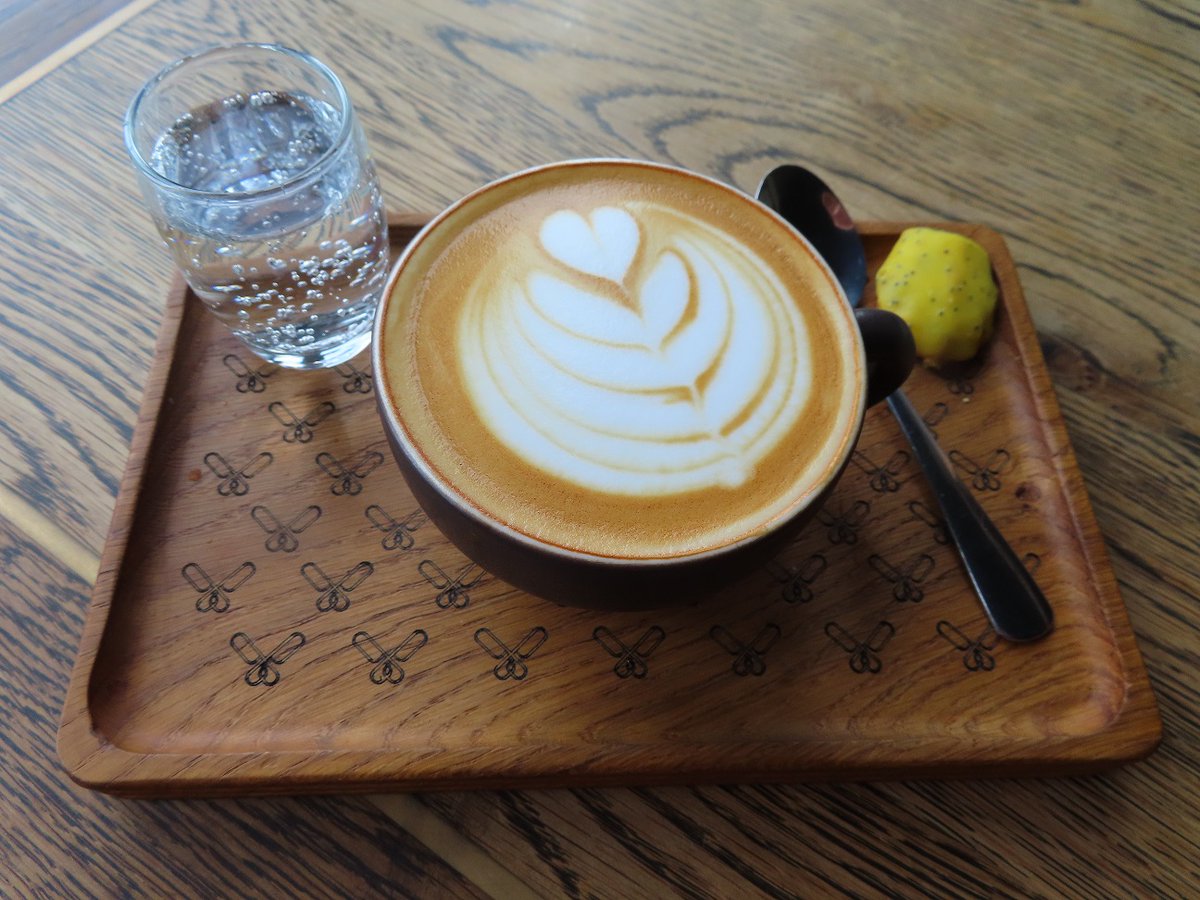 Gail_Mail's tweet photo. Coco Safar, V&A Waterfront!
Retro-chic and relaxed French-style ambiance!
#CocoSafar #Safar #Coffee #Cafe #bakery #Rosebank #TheZone #CapeTown #CoffeeFix #Cappuccino #Orchid #OrchidsAndOnions https://t.co/jL4OCOBs1a https://t.co/nPZxYjfLZ2