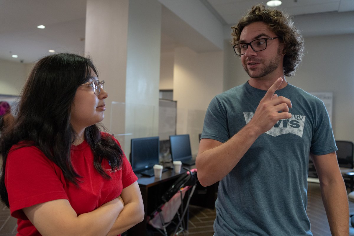 TAMUSanAntonio's tweet photo. The 9th Annual Student Research Symposium is happening now! Stop by CAB to catch all the wonderful research our #Jaguars have done this semester. #TAMUSA #JaguarPride https://t.co/3Vwp865P11