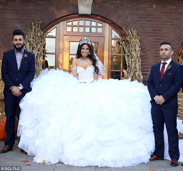Zeddeee's tweet photo. #ThingsToAvoidAtAWedding 
Thinking too much 'meringue' is ok . . . https://t.co/he5FFNh8ls