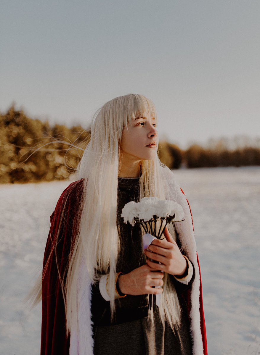 Yo let’s bring back some of my cosplay memories from 2021 photoshoots (winter photoshoot) 
Want it back so bad
(Still I look for Thorfinn cosplayer👀)

#VinlandSaga
#VinlandSagacosplay
#VINLAND_FANART2
#VINLAND_SAGA
@makotoyukimura