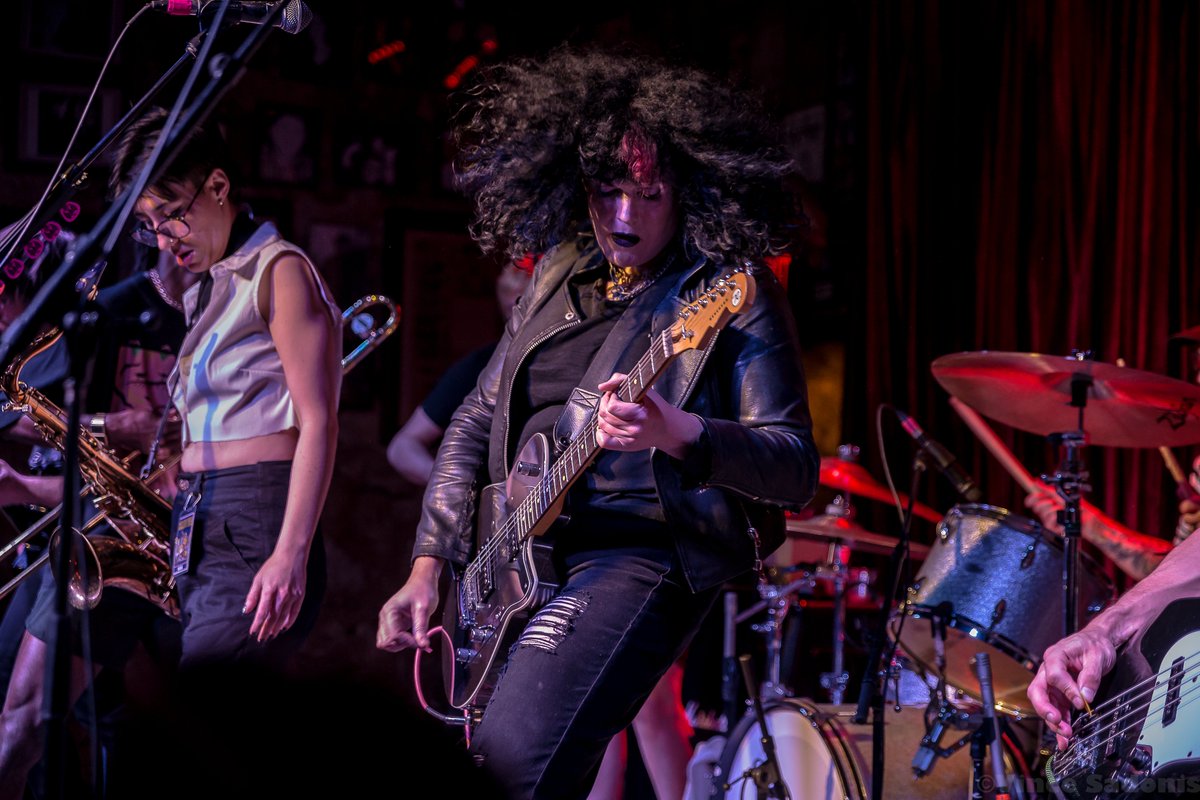 FavSightsSounds's tweet photo. Its been too long since I saw @wearetheunion last time was in 2019, thankfully I got to seem them last month. Full gallery of their show from the @BadTimeRec tour at @3LinksDeepEllum now up here: https://t.co/AtZkpLAVFO
#wearetheunion #badtimerecords #ska #concertphotography https://t.co/Bb34UNSh74