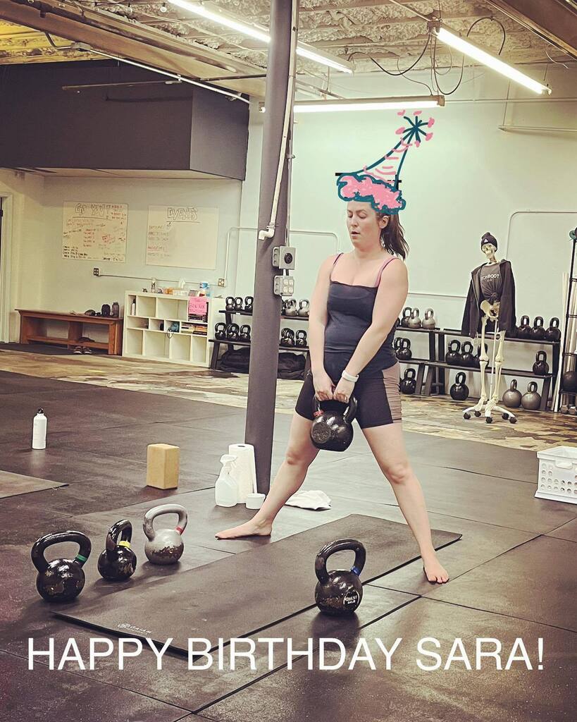 IronRootStudio's tweet photo. Another day late, another #birthdayhat almost missed! Happy belated bday @sarajonss1 Thanks for celebrating part of your big day with us! 🥳 #hbd #workout #cuzwhynot https://t.co/3VY1eGLA5m https://t.co/WOjME3EqL7