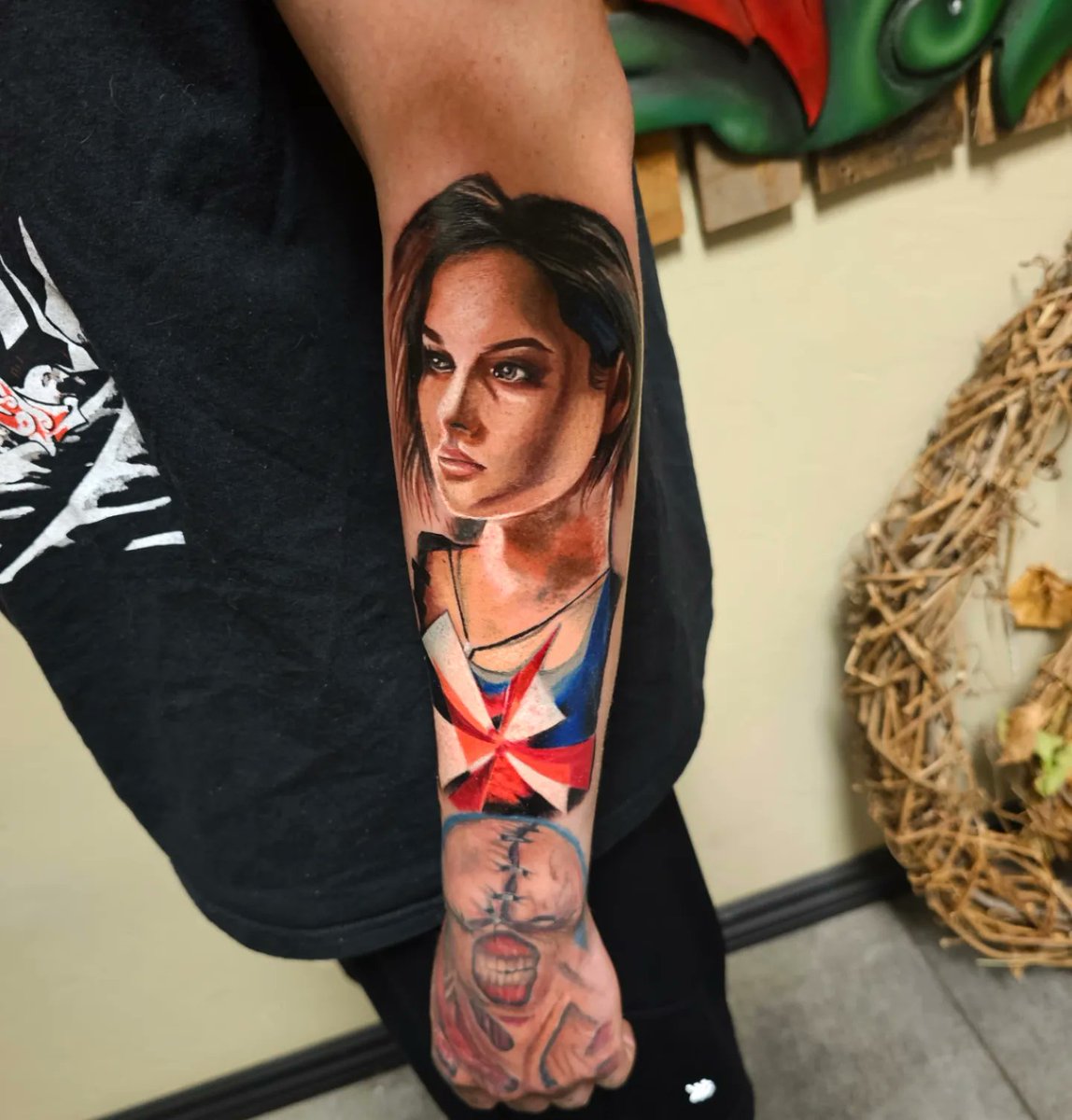 Can't wait to show yall what we're doing next on this #ResidentEvil sleeve next month❤️
.
To book: dm or email kayvtattoo@gmail.com ✨️ #kayvalentinetattoo #femaletattooer  #femaletattooist #okc #okctattooartist #gamertattoos #residenteviltattoo #residentevil3remake #twitch