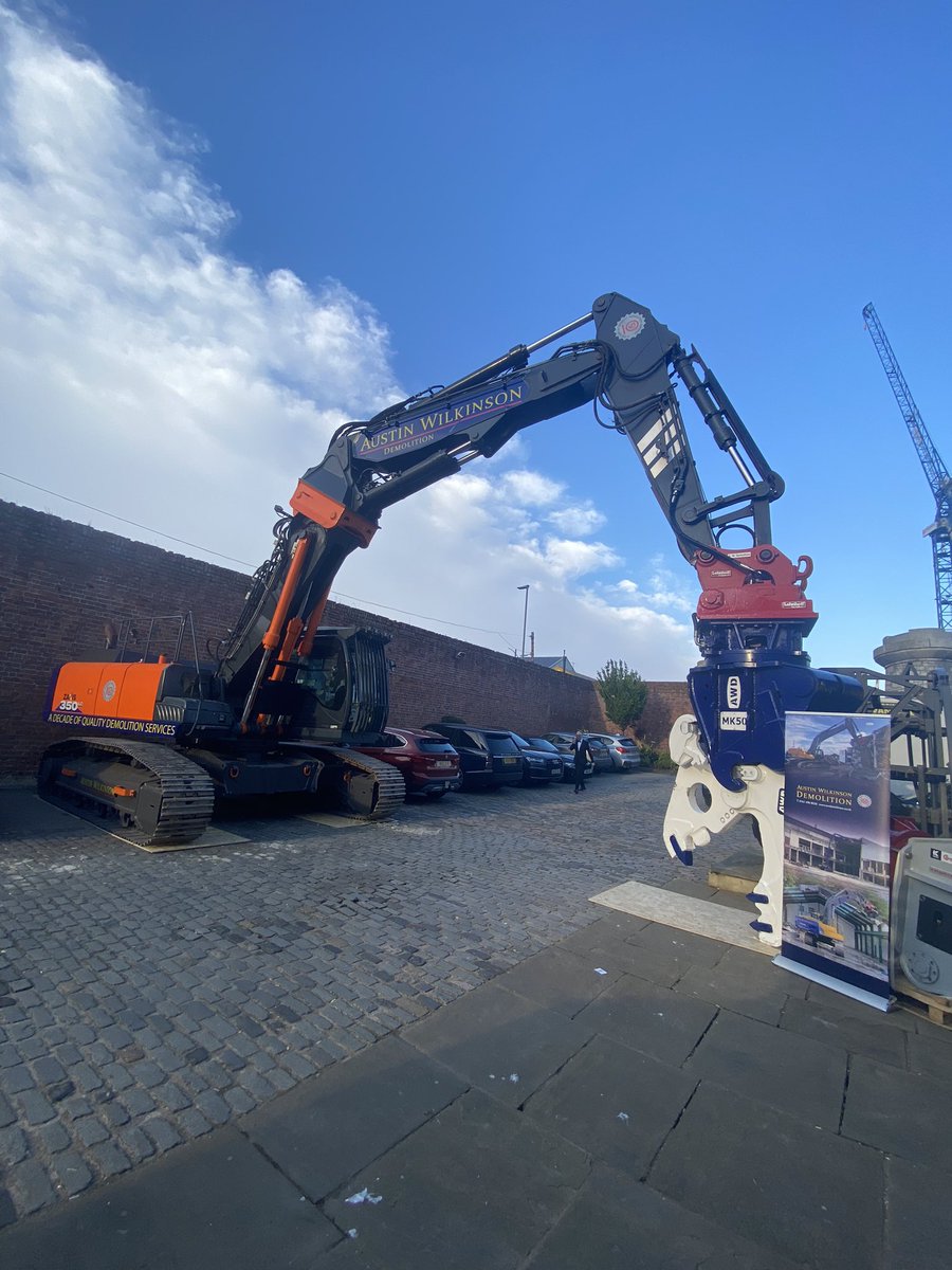 Sutcliffe_1985's tweet photo. Thank you to our headline sponsor, Austin Wilkinson Demolition for supporting the #SutcliffeSpringBall 🦢 https://t.co/UDNxSaa4cC