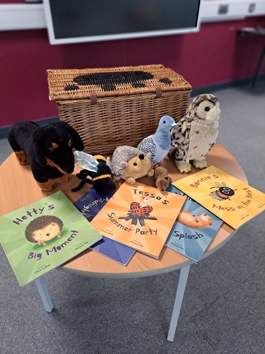 Head2HeartBooks's tweet photo. I've spent the day exploring big everyday emotions with EYFS, Reception, Yr1 and Yr2 @JLAcademy1 using my books as tools to help get important conversations started.

Book an author visit with @clutherauthor - contact @SpeakingofBks.

#authorvisit #emotionalwellbeing #bigemotions https://t.co/zDsFWHehoe