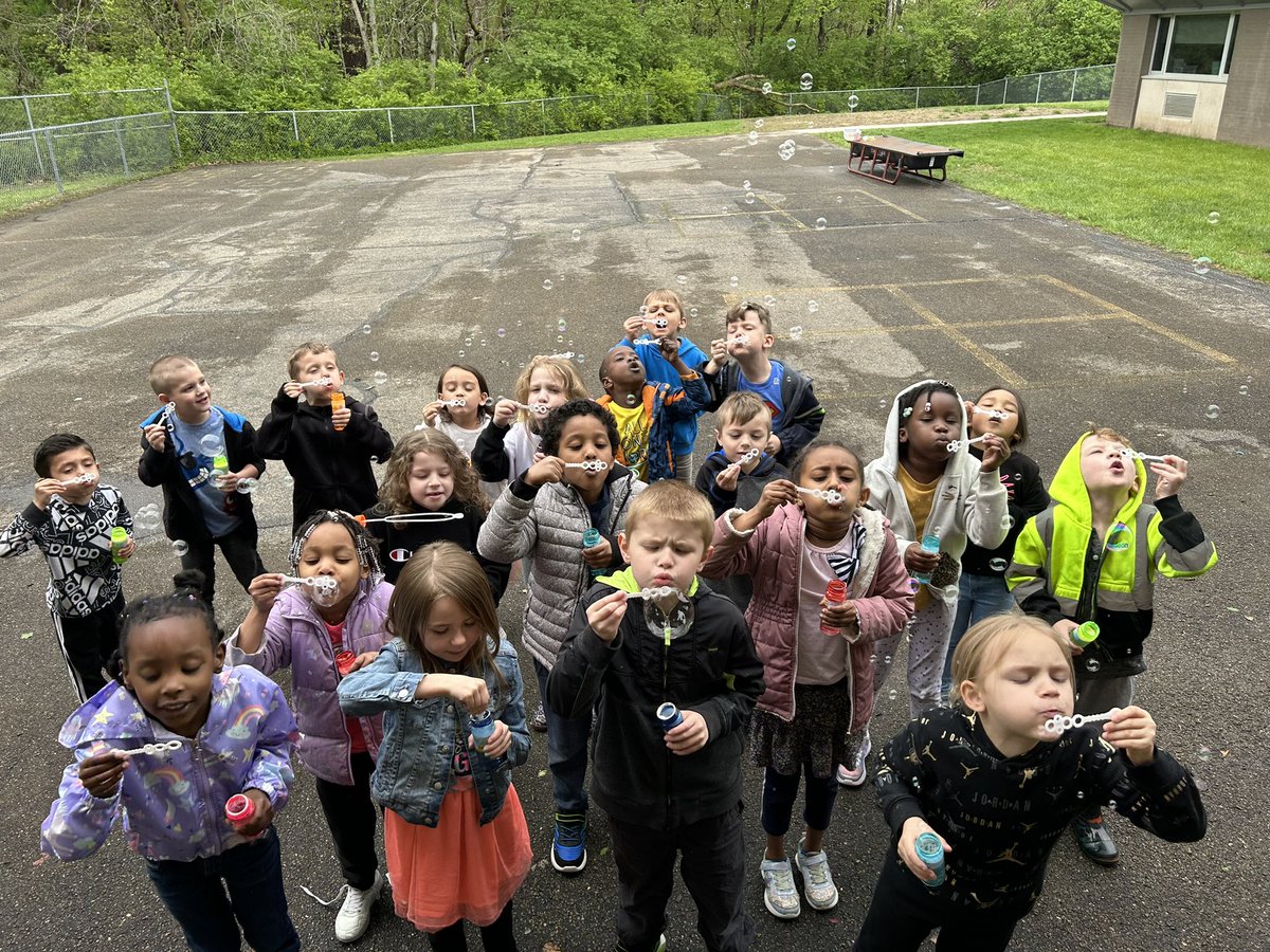 Courtney Heath tweet media