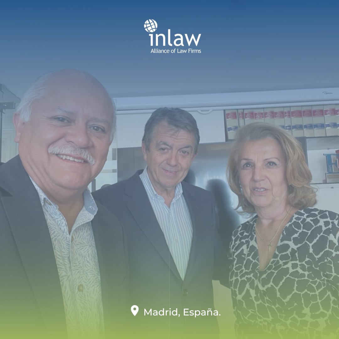 Alberto Montezuma, socio fundador de <a href="/montezumabogado/">Montezuma Abogados</a>, estuvo de visita en el despacho <a href="/CirculoLegal/">Círculo Legal</a> de España y fue recibido por <a href="/CLcgonzalez/">Carmen González</a> , <a href="/dcabezuelaCL/">Diego Cabezuela</a> y <a href="/FelipeGarciaCL/">Felipe García</a> 
Un encuentro para seguir compartiendo ideas que refuercen el compromiso con cada cliente y clienta 🙌