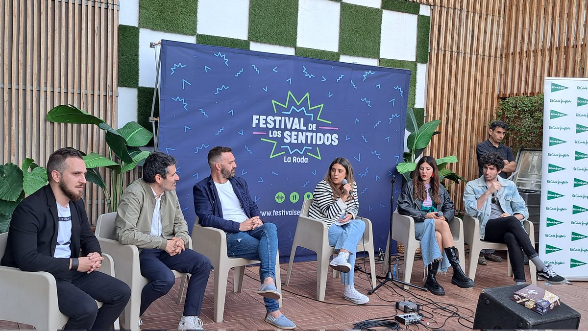 vinodelamancha's tweet photo. Presentación del @FdelosSentidos 2023 en #Valencia en el @elcorteingles de Pintor Sorolla. Los #vinosDOLaMancha de la provincia de #Albacete se disfrutan y se degustan en la ciudad del mediterráneo. #sentidos23 #vinosdecalidad #vinosdealbacete #elorigendelvino https://t.co/8nfHvEnvg2