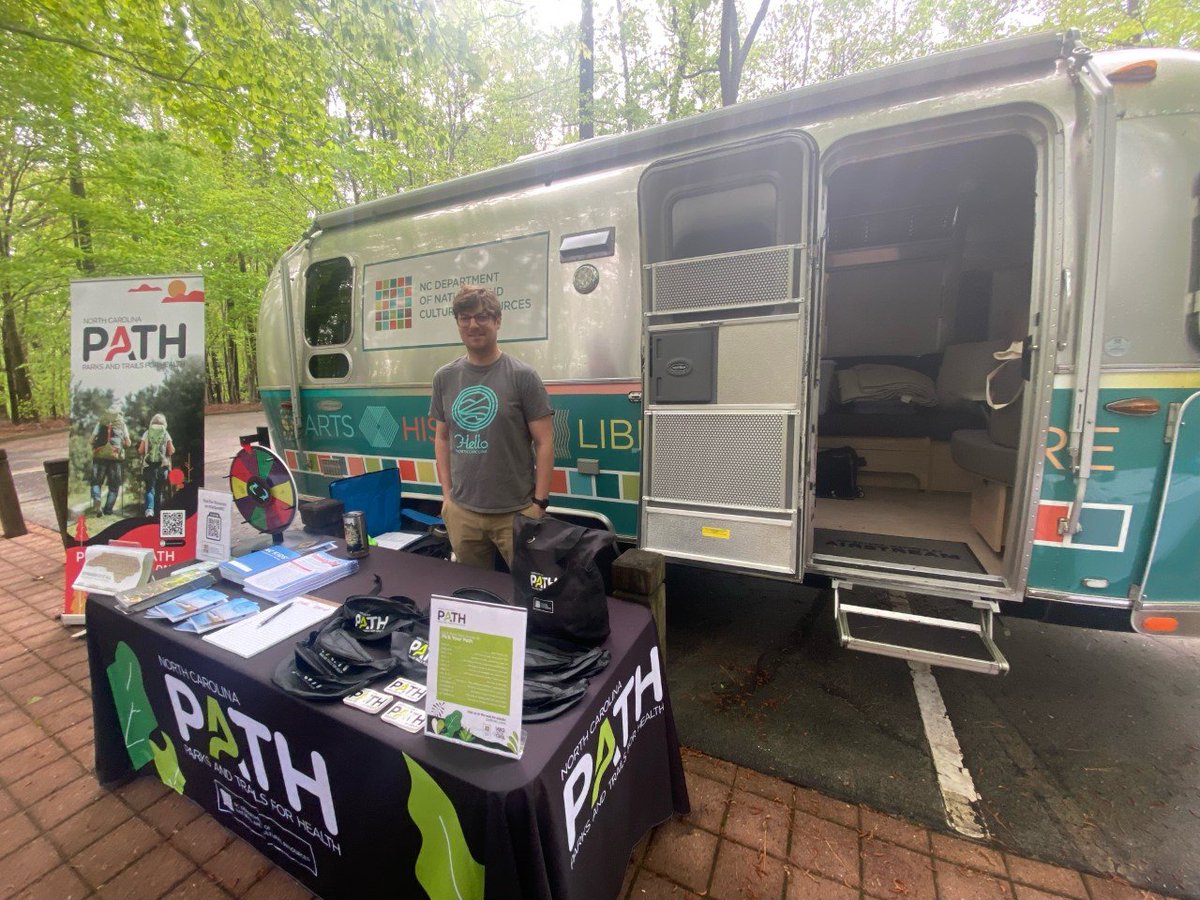 NCAquariumFF's tweet photo. TY @ncculture for zooming the Airstream to Race for Planet this Sunday! Great to be part of dept. that manages, promotes, &amp; enhances the things that people love about NC – its diverse arts &amp; culture, rich history, &amp; spectacular natural areas. https://t.co/LI3DHf48Sf #YOTT #PATH https://t.co/KUvuDAYxZ2