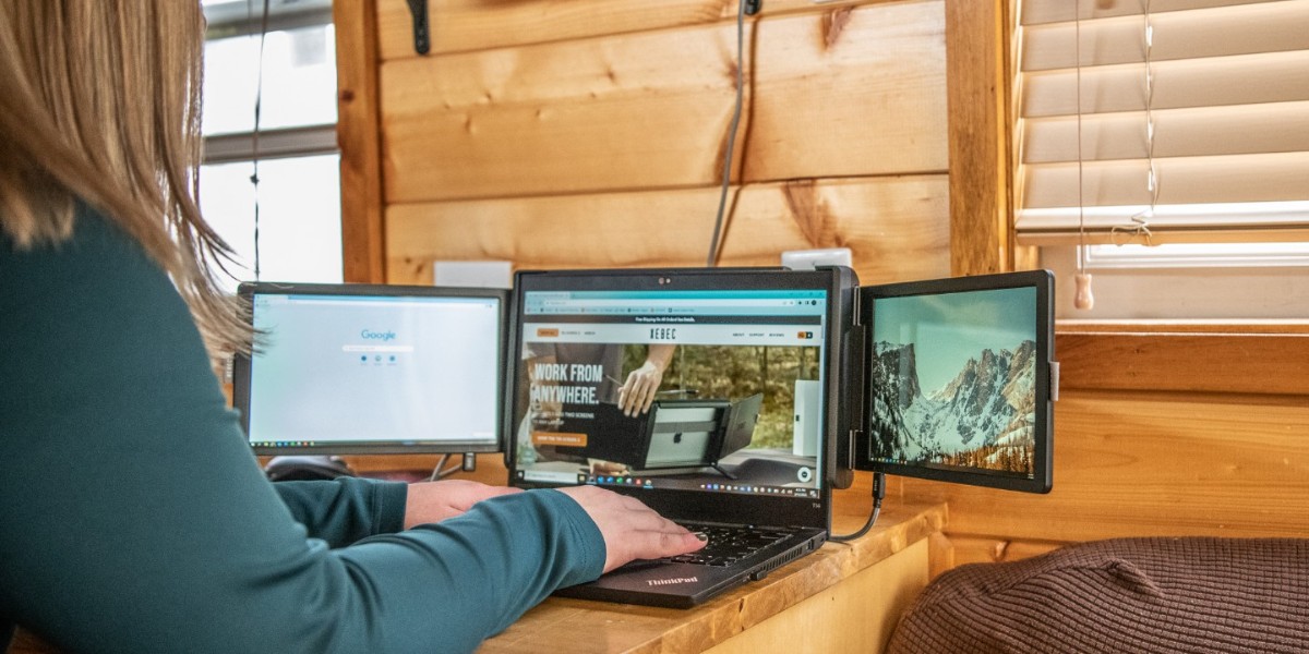 my_xebec's tweet image. Escape the city and boost your productivity in a cozy cabin 🙌

#laptopaccessories #triscreen #remotework #hybridwork #wfh #xebec