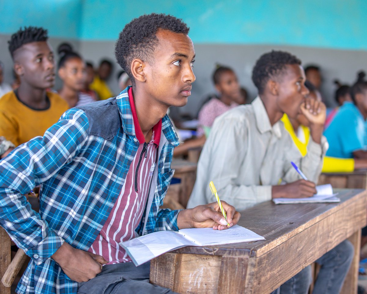 GPforEducation's tweet photo. Education = Hope 💙

Do you agree?

#TransformingEducation https://t.co/I9cVjcG7VL