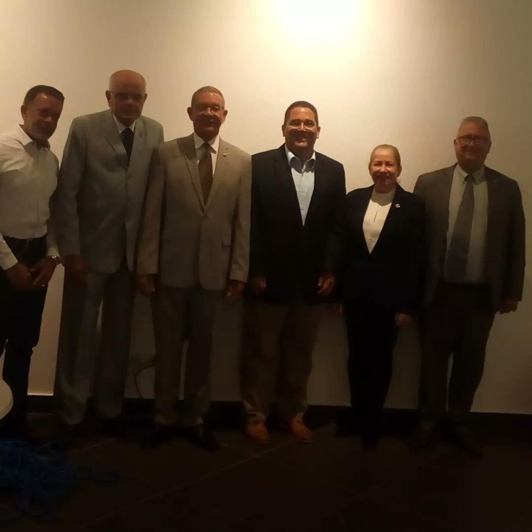 MARTINCASTROJUL's tweet photo. Conferencia "Duarte, Constitución y los Símbolos Patrios."  
impartida por Wilson Gomez Ramirez, presidente del Instituto Duartiano @IDuartianoRD, en el salon de conferencias del museo La Altagracia @MuseoAltagracia. https://t.co/PNr5pKq7UZ