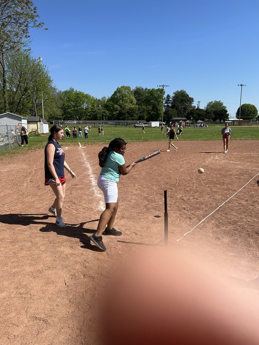 bushfastpitch's tweet photo. We had a great time assisting with Yadkin county special Olympics! Thanks for allowing us to a part! https://t.co/bLL3cECyGD