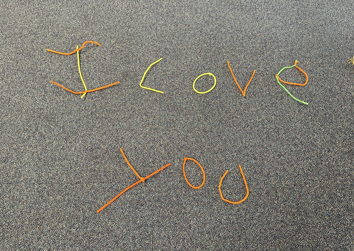 Kindergarten love could move mountains. ❤️🖤#IHpromise